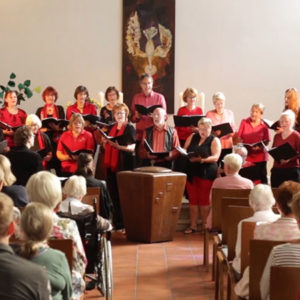 Der Chor, genannt Kantorei, von der Kirchengemeinde Mariendorf Süd