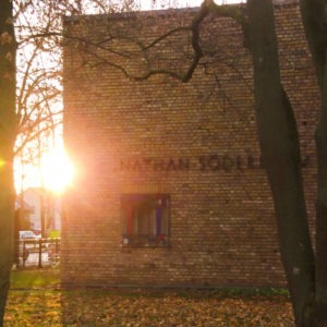 Sonnenaufgang in Mariendorf Süd am Nathan Söderblom Haus