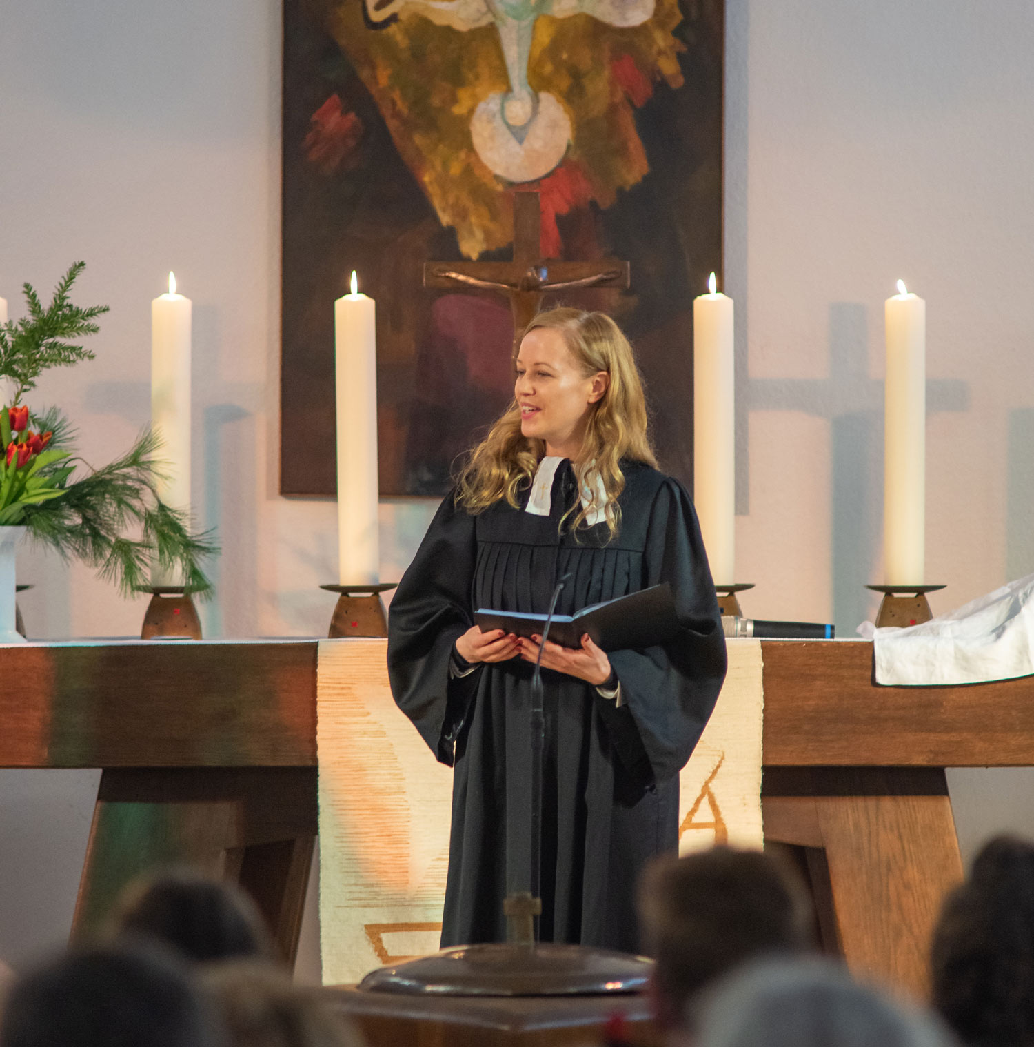 Pfarrerin Marika Elena David Gottesdienst MAriendorf Süd