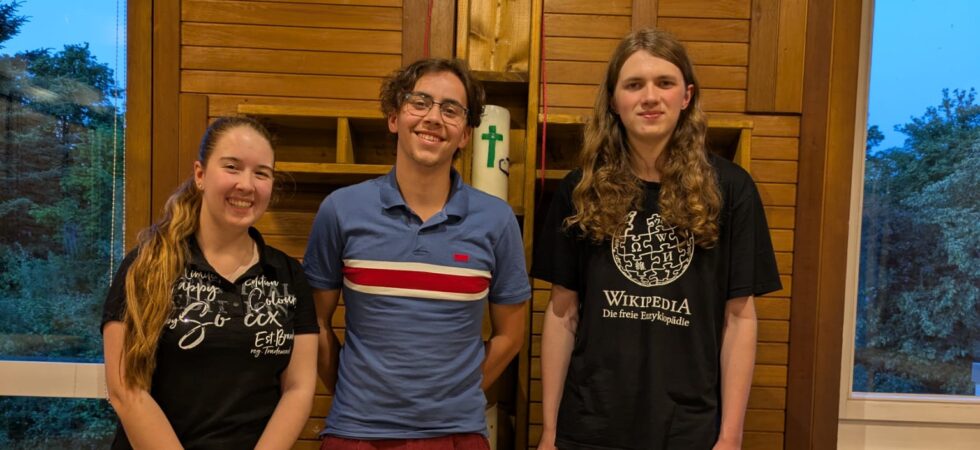 Gruppenfoto vom Gemeinde Jugend Rat